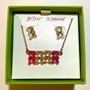 Betsey Johnson Gummy Bear All Pinks Necklace And Earring Set New In Box